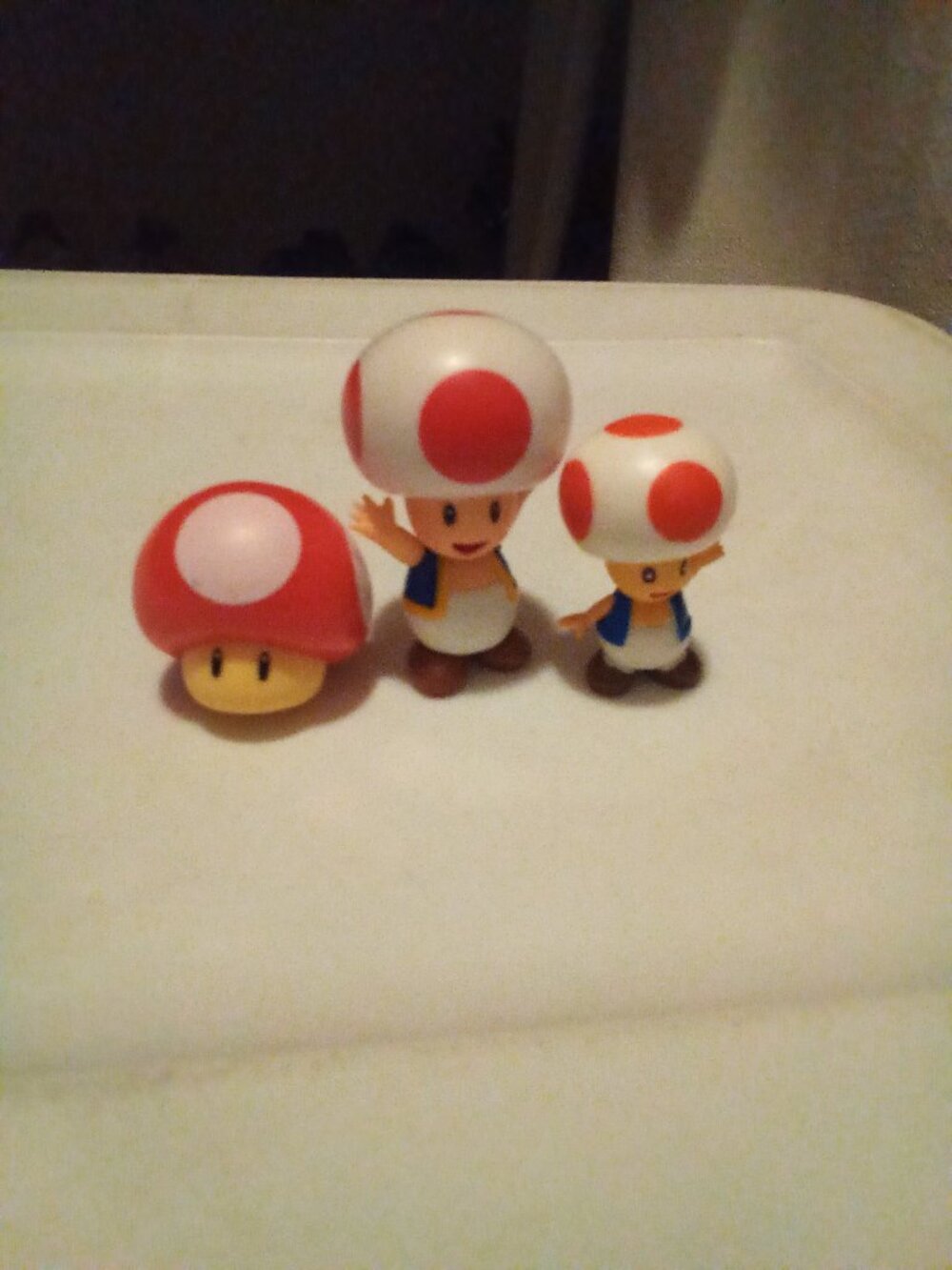 Nintendo Super Mario Toad Mini Figures & Super Mushroom 3 Piece Lot